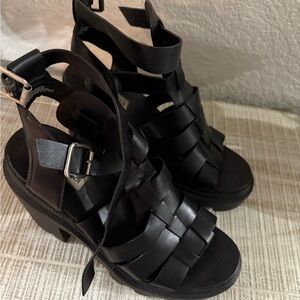 Steve Madden chunky sandals